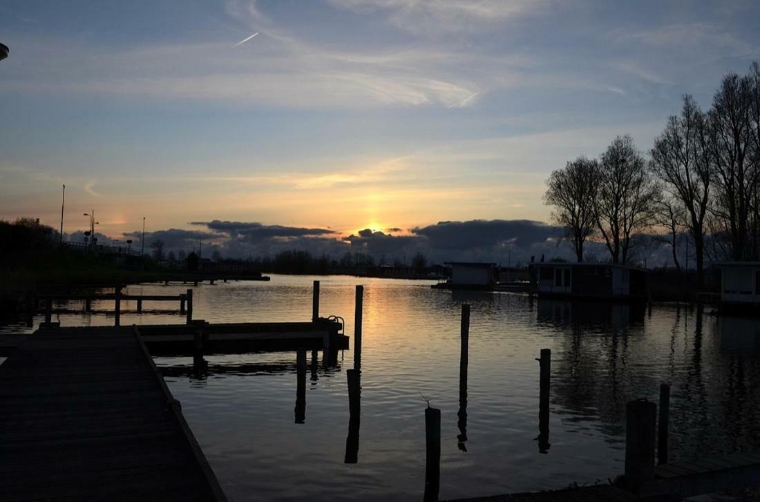 Chalet 'De Lanterfanter' Grou Lägenhet Exteriör bild